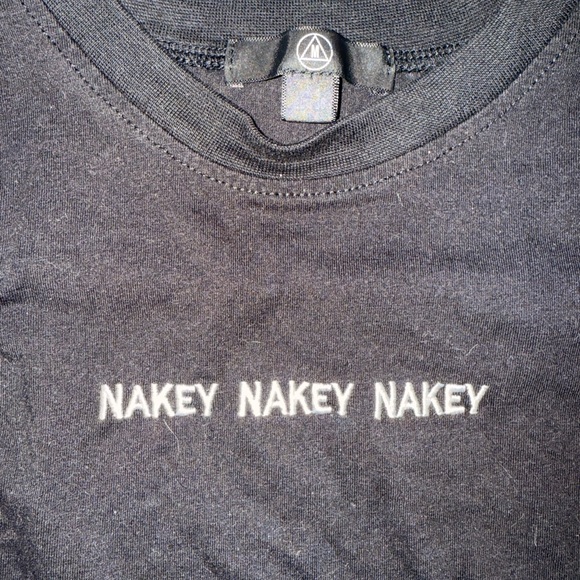 Missguided Tops - Missguided Black Crop Top Tee with White Embroidery Nakey Nakey Rihanna lyrics